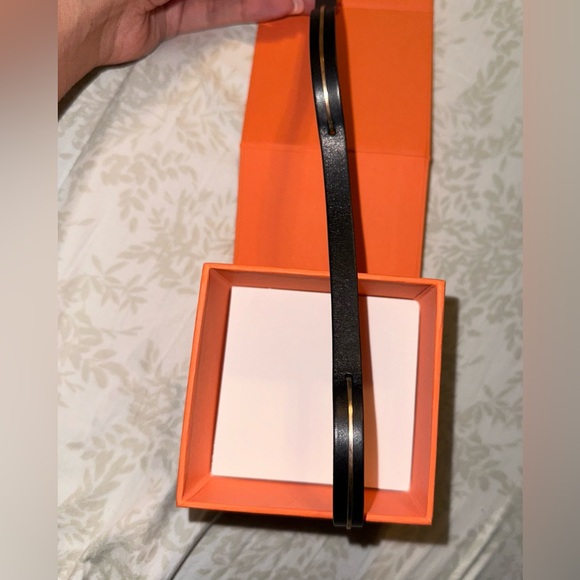 Taylor and Tessier Cerberus Leather Bracelet - Picture 4 of 7